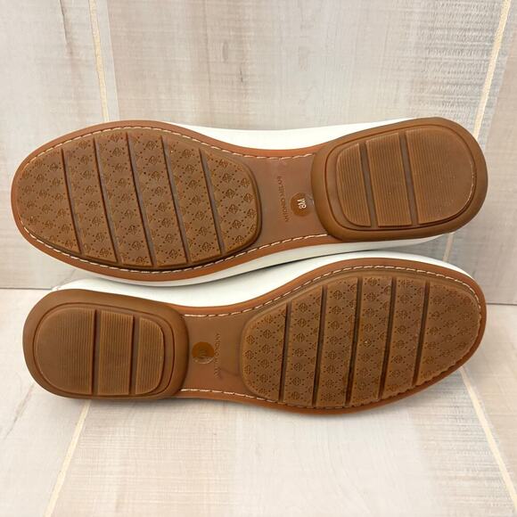 Antonio Melani White Leather Loafers Women’s Size 8M Classic Chic Slip-on Comfy - Picture 10 of 12